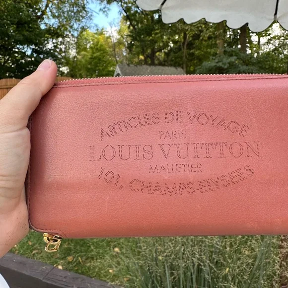 LV Rare 🧳 Louis Vuitton Voyage wallet - Picture 4 of 15